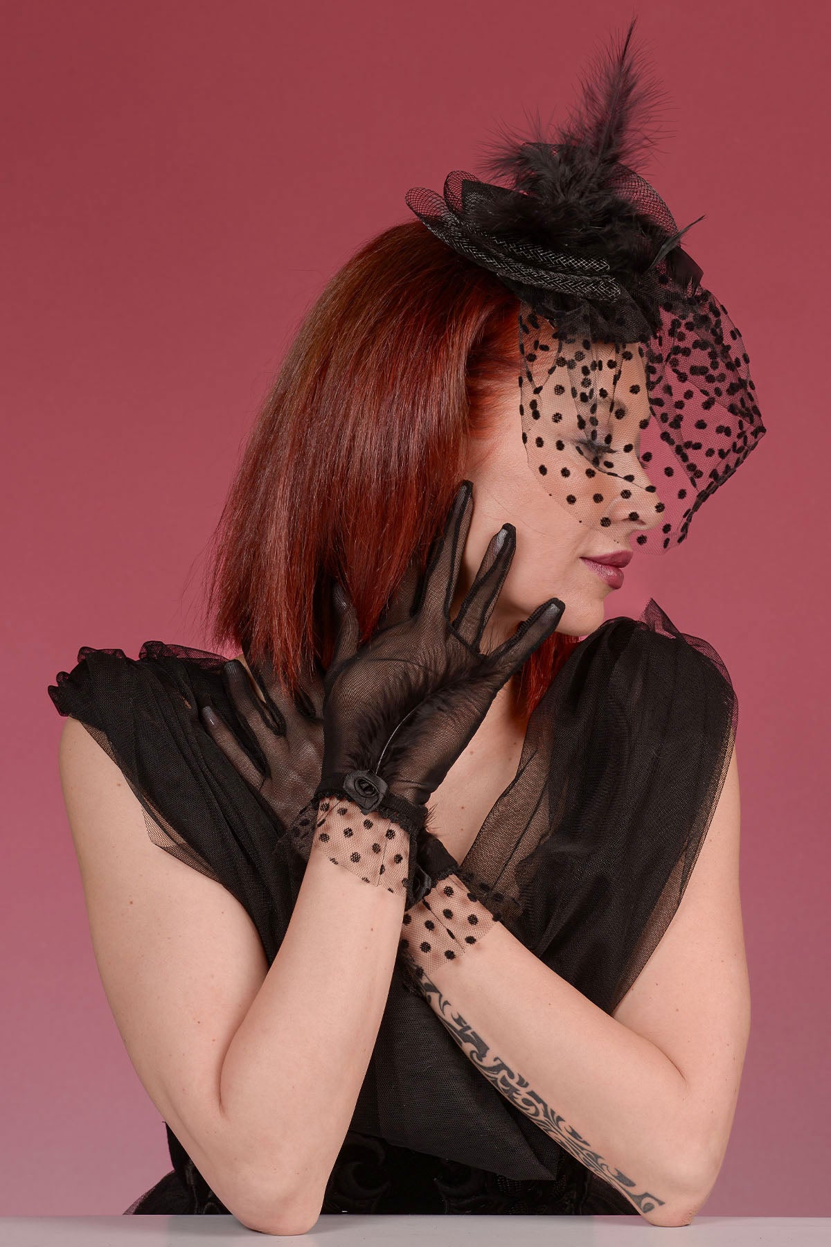 Tüylü Gelin Kepi Nikah Şapkası Ve Tüylü Gelin Eldiveni Kombin Set